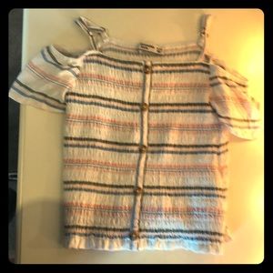 a scrunched cute shirt